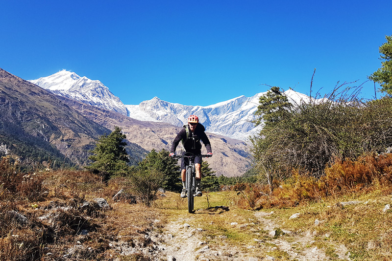 annapurna-circuit-mountain-biking