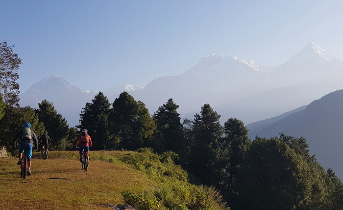 kathmandu-pokhara-mountain-bike