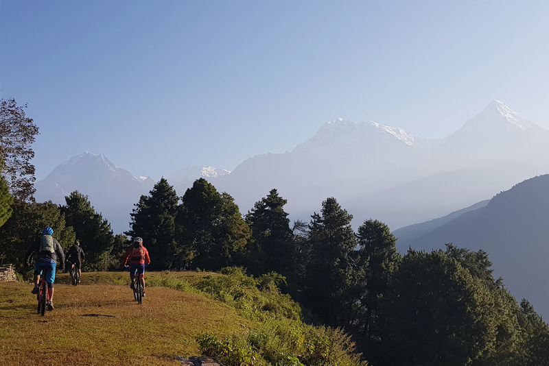 kathmandu-pokhara-mountain-biking